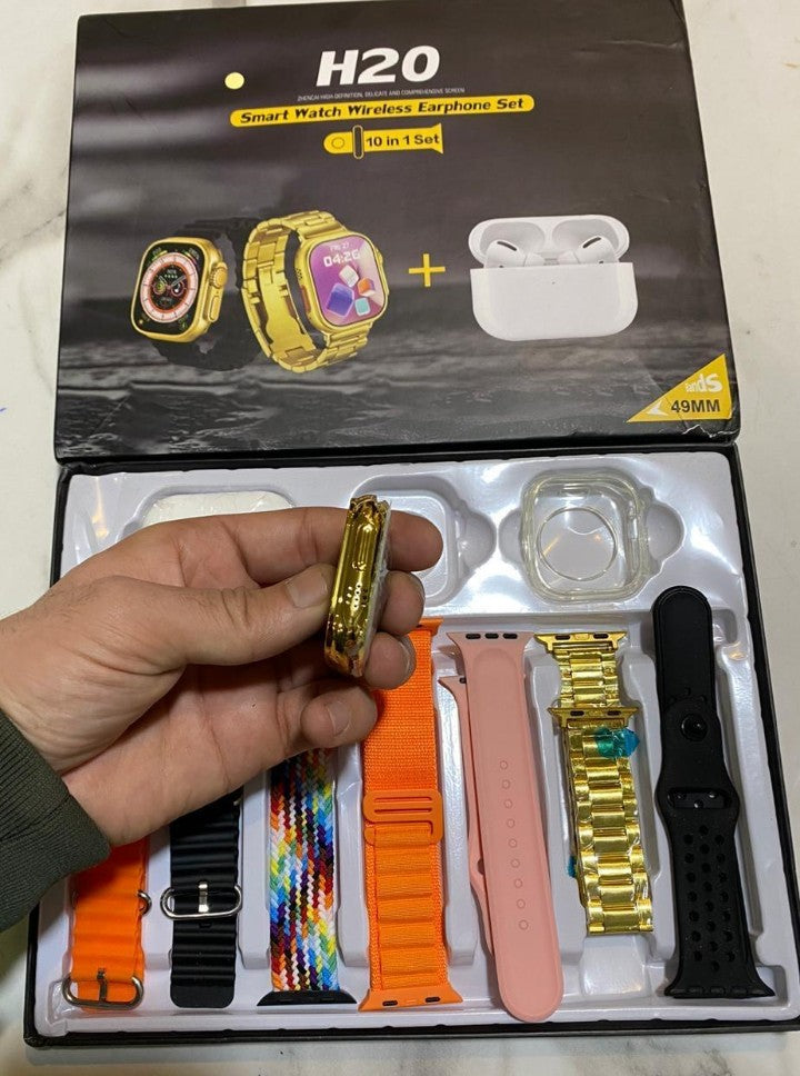 Smart watch with earbuds