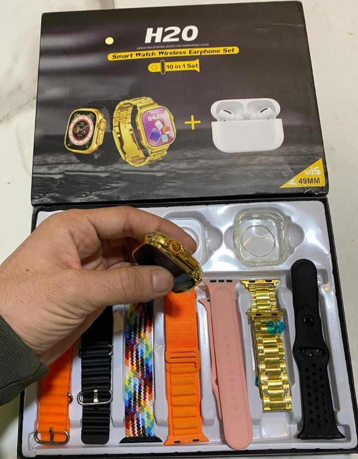 Smart watch with earbuds