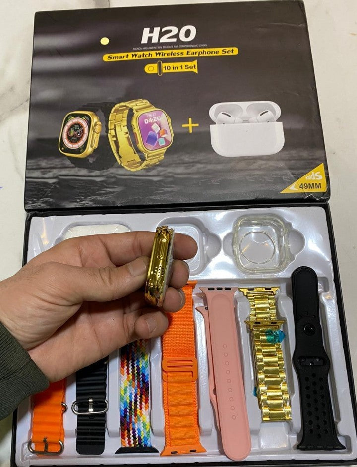 Smart watch with earbuds